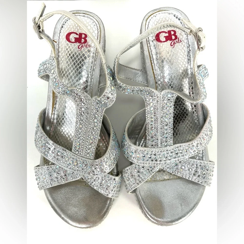 Gianni Bini‎ GB Girls Silver Jeweled Sandals Size 4M
